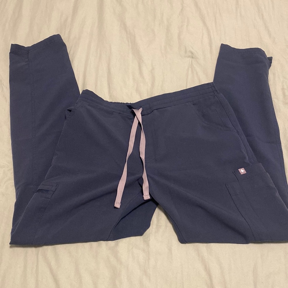 Dark harbor figs scrub pants